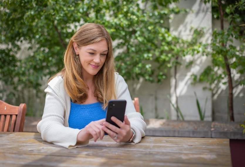 Enjoy up to 10% off your bills by choosing direct debit and online billing