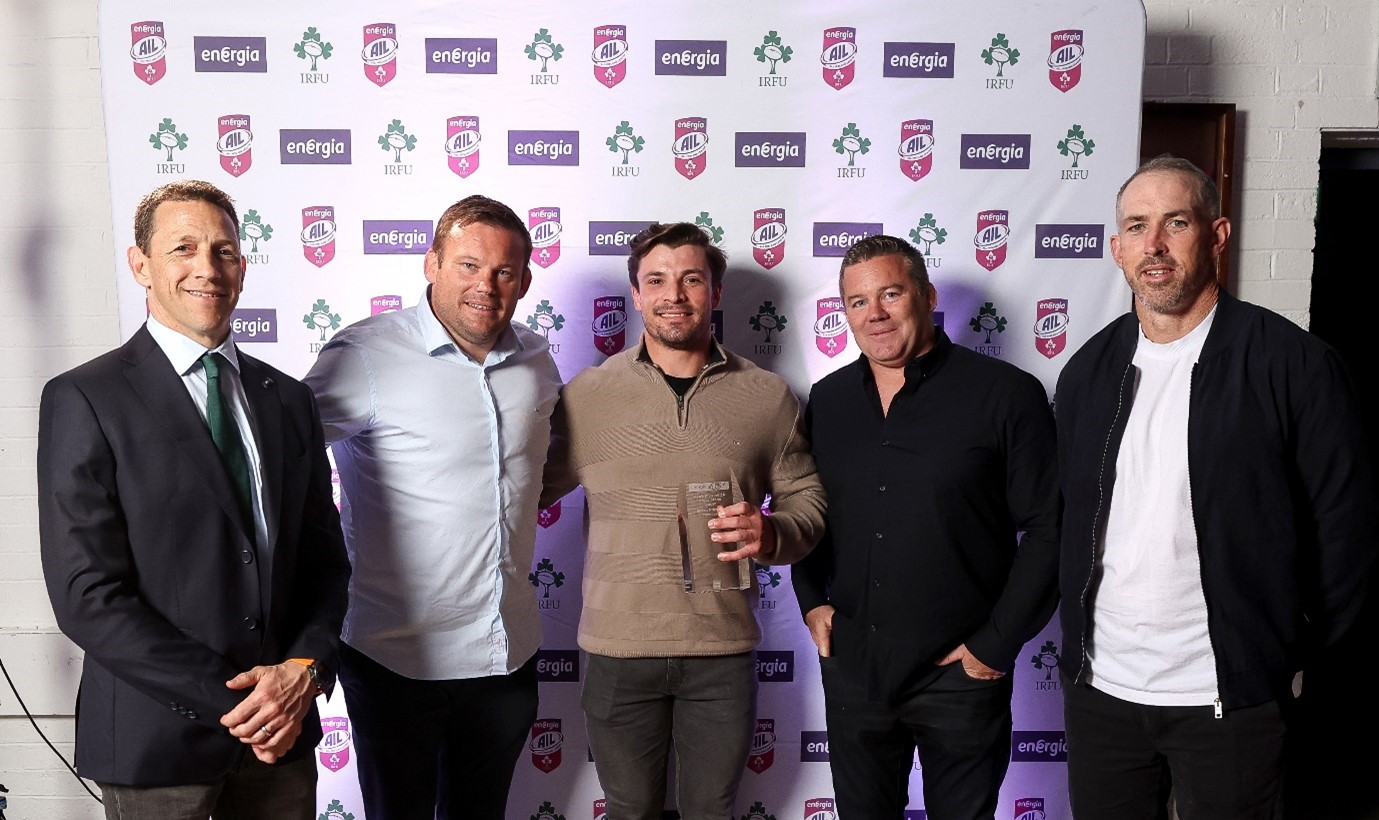 Bevan Prinsloo of Instonians, Energia All-Ireland League Men’s Division 2A Player of the Year 2024/25 with Ireland’s Women’s Head Coach Scott Bemand, Women’s Scrum Coach Denis Fogarty, National Scrum Coach John Fogarty and Men’s Backs Coach Andrew Goodman